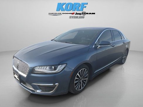 Used 2019 Lincoln MKZ Premiere image 1