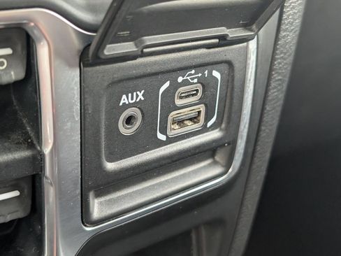 Used 2018 Jeep Wrangler Unlimited Sport S image 21