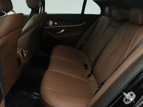Used 2022 Mercedes-Benz E 350 Sedan image 31