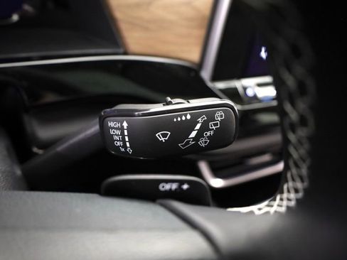 New 2026 Volkswagen Atlas SE image 28