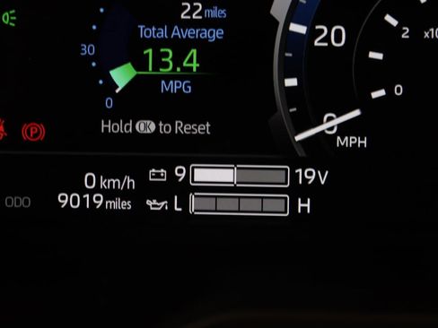 Used 2024 Toyota Sequoia Limited image 50