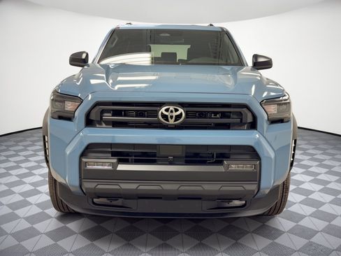Used 2026 Toyota 4Runner SR5 RWD image 6