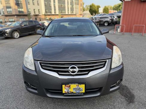 Used 2012 Nissan Altima 2.5 S w/ 20th Anniversary Pkg FWD image 2