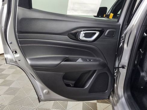 Used 2023 Jeep Compass High Altitude image 25