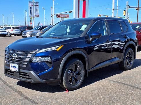 New 2026 Nissan Rogue SV w/ Cold Weather Package image 3