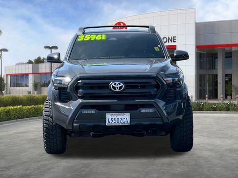 Used 2024 Toyota Tacoma SR5 RWD image 10