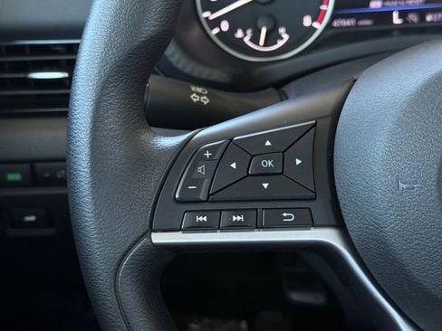 Used 2024 Nissan Sentra SV FWD image 28