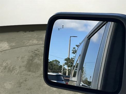 Certified 2025 Ford Bronco Outer Banks w/ Sasquatch Package image 30