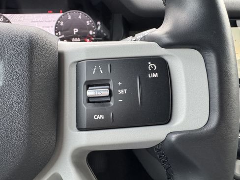 Certified 2023 Land Rover Defender 110 S AWD/4WD image 18