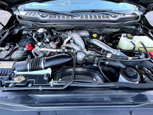 Used 2024 Ford F250 XLT image 10