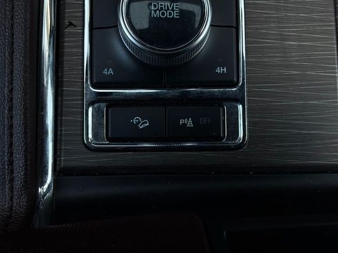 Used 2024 Ford Expedition Limited AWD/4WD image 33