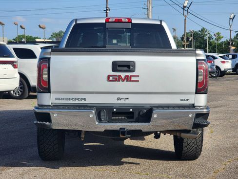 Used 2017 GMC Sierra 1500 SLT w/ SLT Premium Package AWD/4WD image 10