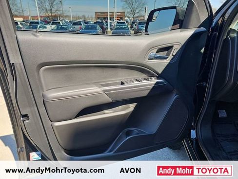 Used 2022 GMC Canyon AT4 AWD/4WD image 11