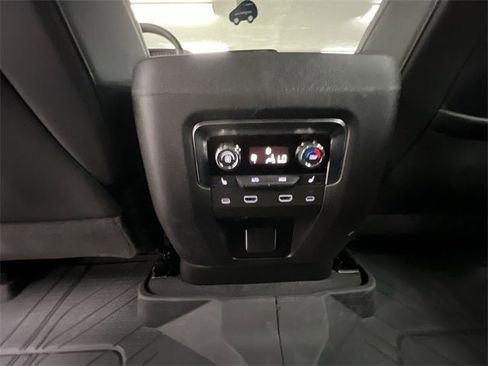 Certified 2025 Chevrolet Suburban High Country image 80