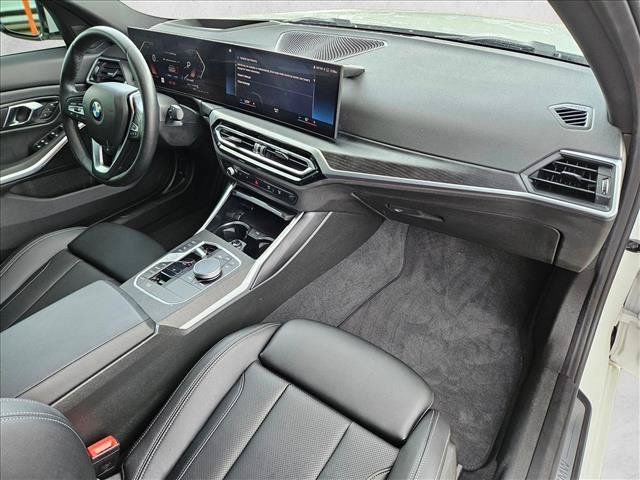 Used 2024 BMW 330i Sedan RWD image 21