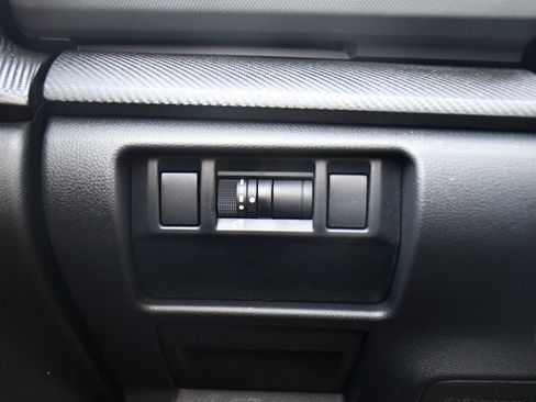 Used 2024 Subaru Crosstrek 2.5i Sport image 27