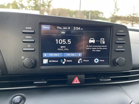 Certified 2025 Hyundai Elantra Sport w/ Cargo Package image 10