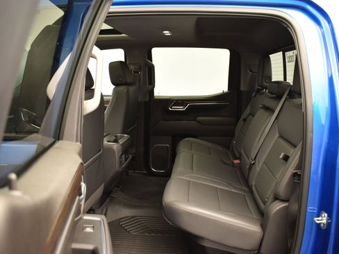 Used 2023 Chevrolet Silverado 1500 RST image 10