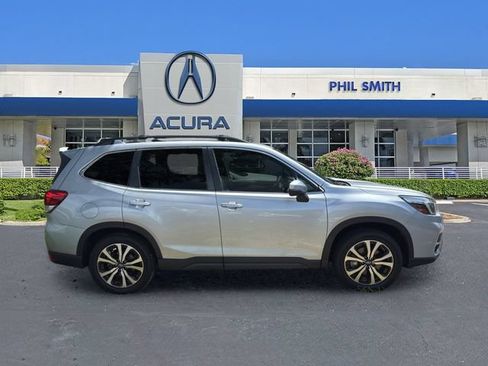 Used 2019 Subaru Forester Limited AWD/4WD image 4