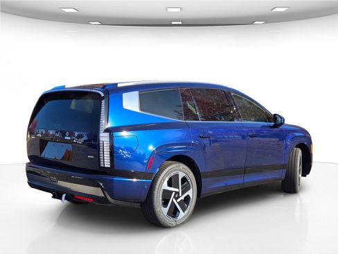 New 2026 Hyundai Ioniq 9 Calligraphy image 8