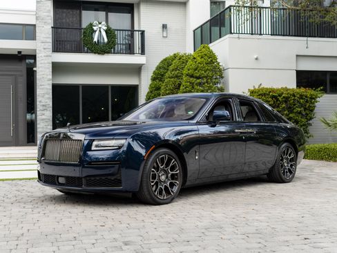 Used 2023 Rolls-Royce Ghost Black Badge w/ Black Badge Ghost Package AWD/4WD image 9