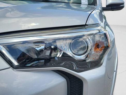 Used 2017 Toyota 4Runner SR5 Premium RWD image 24