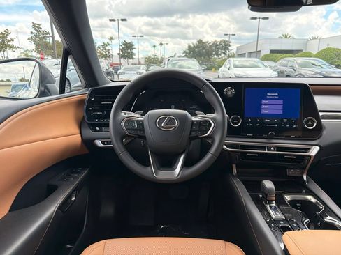 Used 2026 Lexus RX 350 FWD image 14