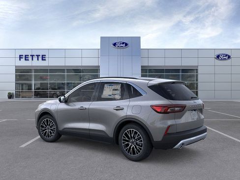 New 2025 Ford Escape SE image 4