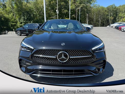 Used 2026 Mercedes-Benz CLE 300 4MATIC Coupe image 3