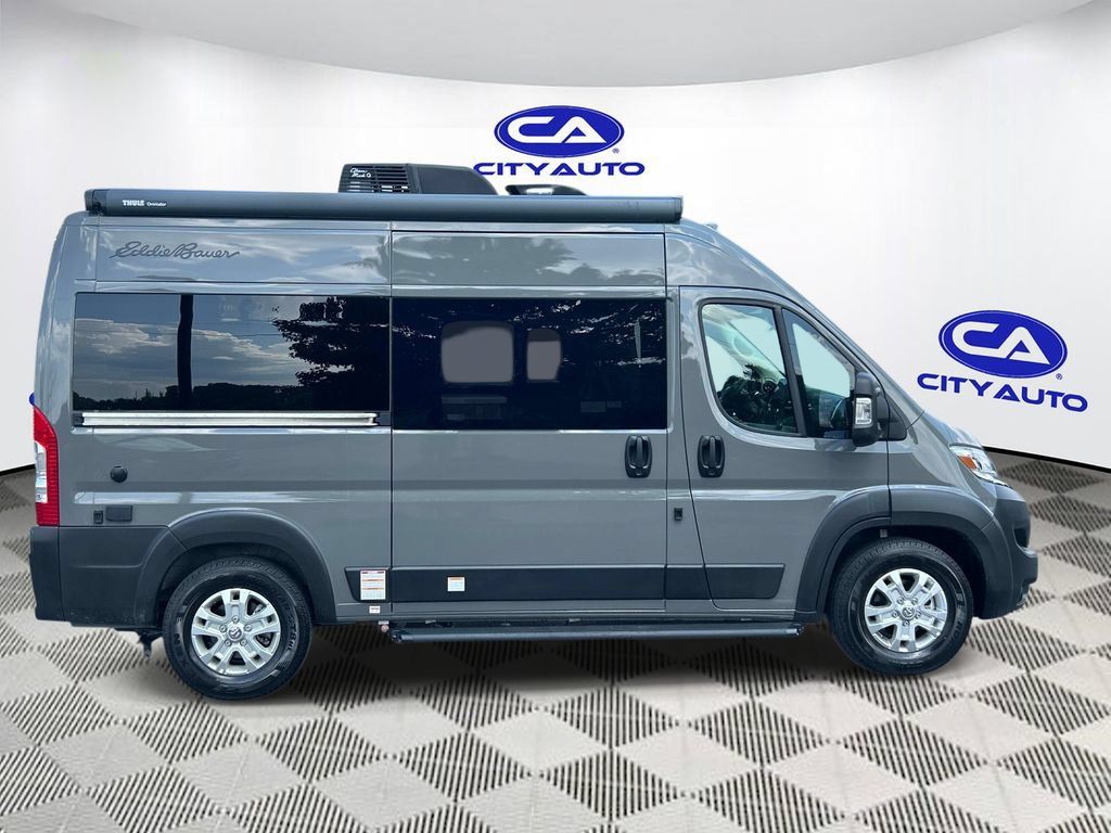 Used 2025 RAM ProMaster 1500 w/ Quick Order Package 22H SLT+ FWD image 2
