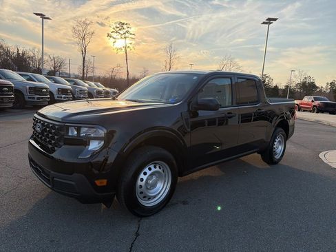 New 2026 Ford Maverick XL w/ Equipment Group 101A AWD/4WD image 8