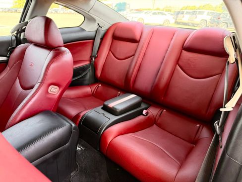 Used 2011 INFINITI G37 IPL RWD image 20