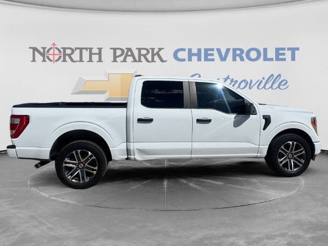 Used 2021 Ford F150 XL w/ STX Appearance Package RWD image 2