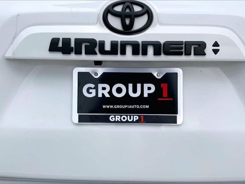 Used 2022 Toyota 4Runner SR5 RWD image 10