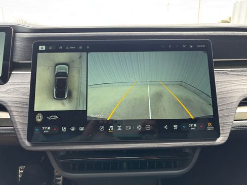 Used 2023 Rivian R1S Adventure image 25