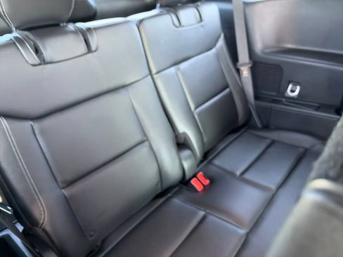 Used 2024 Ford Explorer Limited w/ Equipment Group 301A RWD image 32