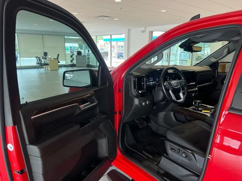Certified 2022 GMC Sierra 1500 Elevation AWD/4WD image 9