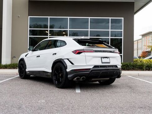 Used 2024 Lamborghini Urus Performante image 5