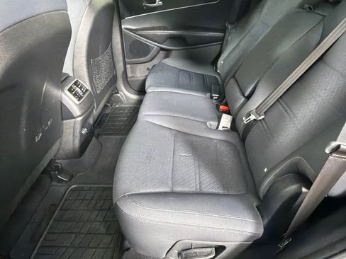 Used 2016 Kia Sorento L FWD image 17