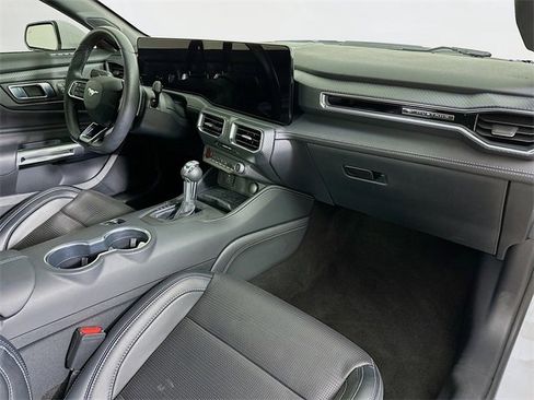 Used 2024 Ford Mustang GT Premium image 30