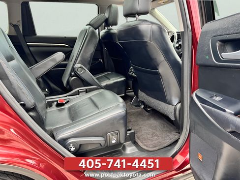 Used 2016 Toyota Highlander Limited Platinum AWD/4WD image 28
