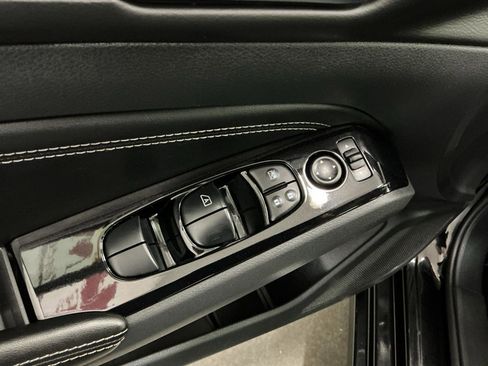 Used 2023 Nissan Altima 2.5 SV w/ SV Premium Package FWD image 16