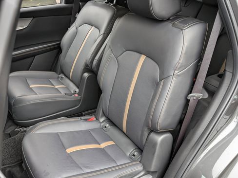 Used 2025 MAZDA CX-90 Plug-In Hybrid w/ Premium Plus image 18