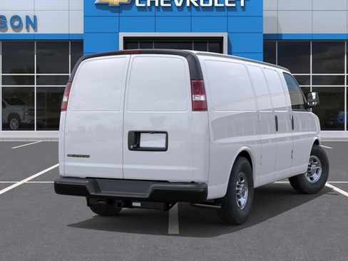 New 2025 Chevrolet Express 2500 RWD image 30