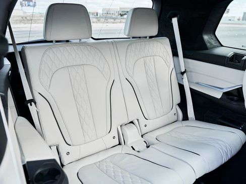 Used 2024 BMW ALPINA XB7 AWD/4WD image 49