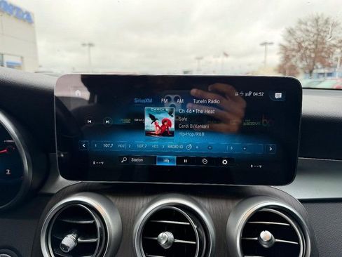 Used 2022 Mercedes-Benz GLC 300 4MATIC image 15