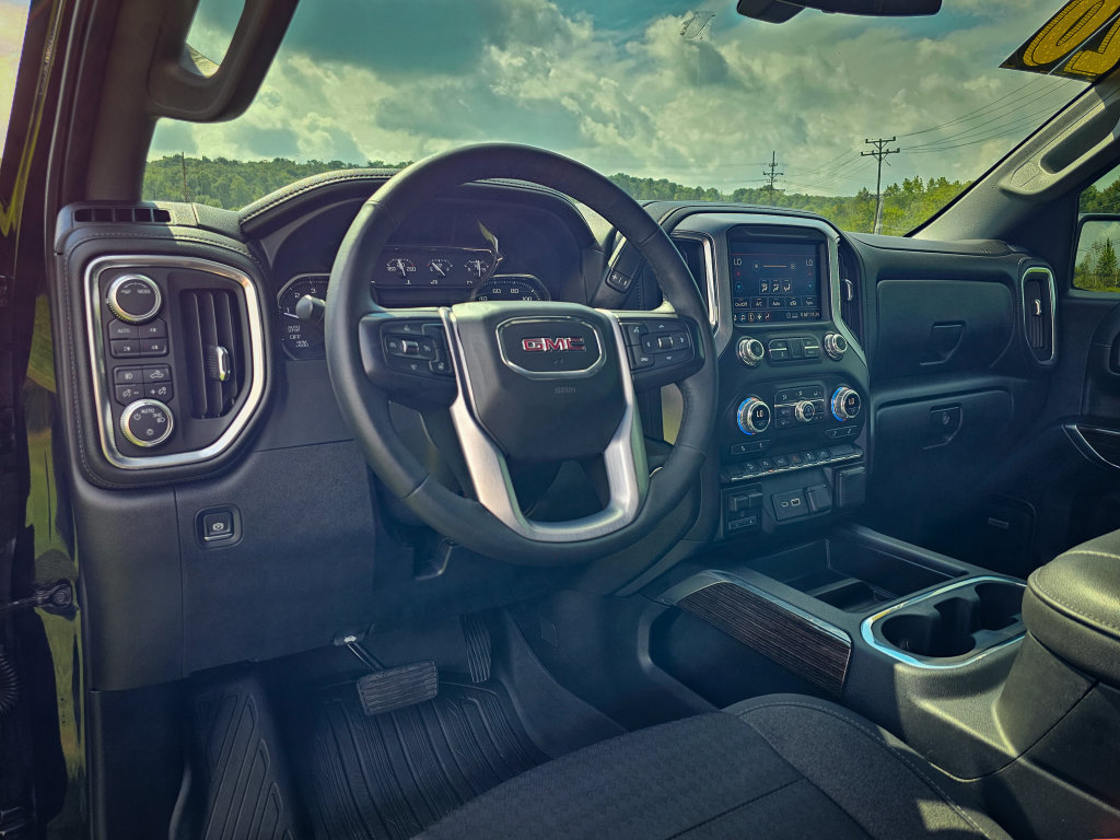 Used 2020 GMC Sierra 1500 Elevation w/ Elevation Value Package AWD/4WD image 15