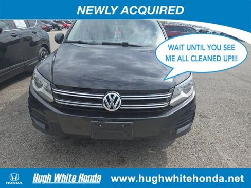 Used 2016 Volkswagen Tiguan S image 1