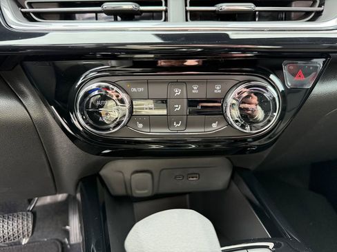 New 2026 Chevrolet Trax RS w/ Driver Confidence Package FWD image 19