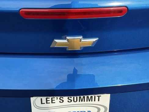 Used 2018 Chevrolet Camaro LT image 8